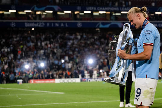 Erling Braut Haaland of Manchester City celebrates with the