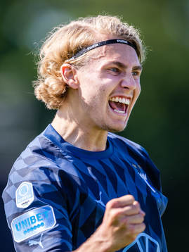 Malmö FFs Sebastian Nanasi jublar