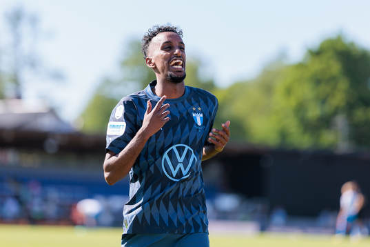 Malmö FFs Taha Ali jublar
