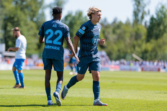 Malmö FFs Taha Ali och Sebastian Nanasi