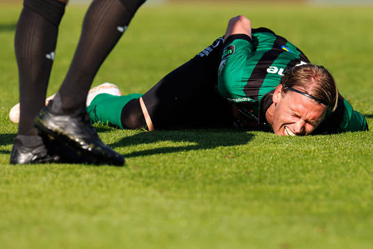 Varbergs Hampus Zackrisson har ont