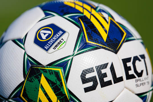 En fotboll med UNIBET