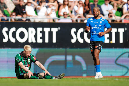 Varbergs Vilmer Rönnberg har ont