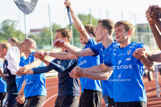 Halmstads spelare jublar