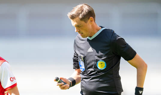 Domare Magnus Lindgren