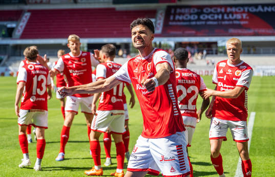 Kalmars Deniz Hummet jublar
