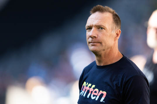 Djurgårdens tränare Kim Bergstrand innan fotbollsmatchen