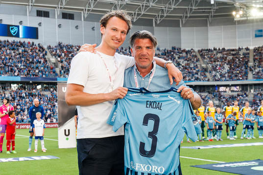 Hjalmar Ekdal och Djurgårdens sportchef Bosse Andersson