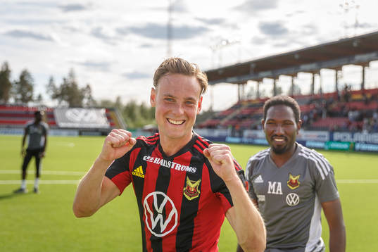 Östersunds Cesar Weilid jublar