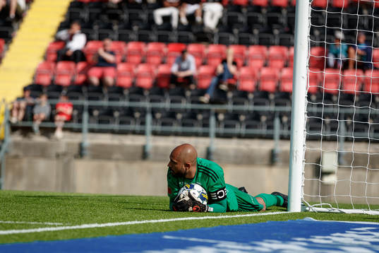 Östersunds målvakt Aly Keita