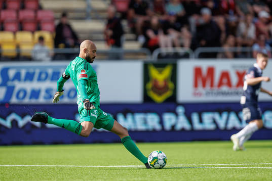 Östersunds målvakt Aly Keita