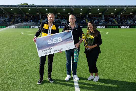 Häckens klubbdirektör Marcus Jodin och projektledare