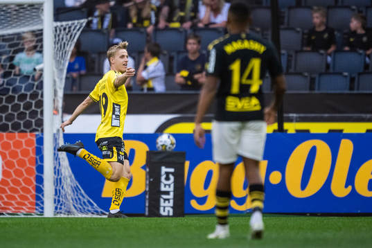 Elfsborgs Jeppe Møldrup Okkels jublar