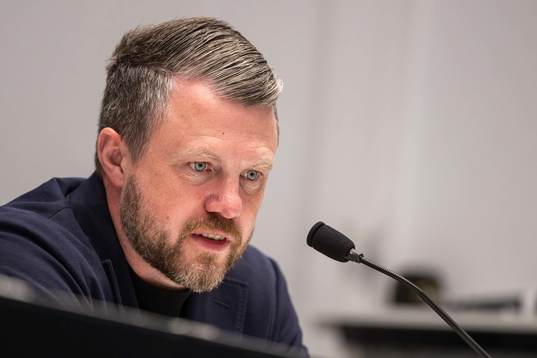 Elfsborgs tränare Jimmy Thelin på en presskonferens