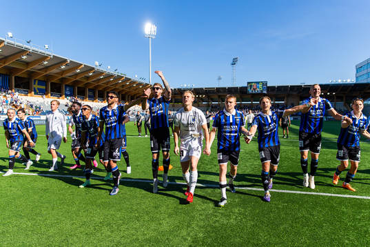 Sirius spelare jublar