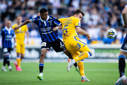 Sirius Tashreeq Matthews och IFK Göteborgs Anders Trondsen