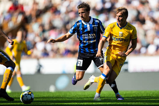 Sirius Daniel Stensson och IFK Göteborgs Linus Carlstrand