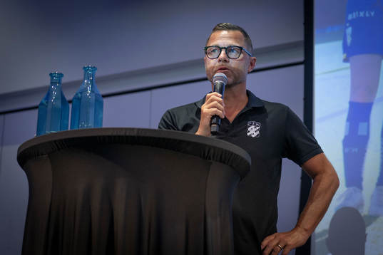 IFK Göteborgs Damlagstränare Peter Svanström svarar på