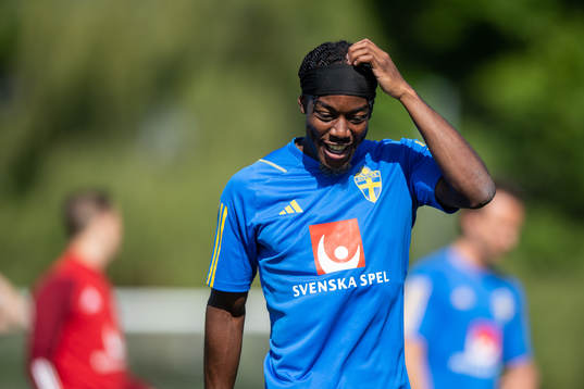 Anthony Elanga of the Swedish national football team