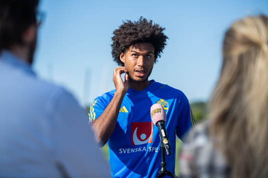 Jens Cajuste of the Swedish national football team