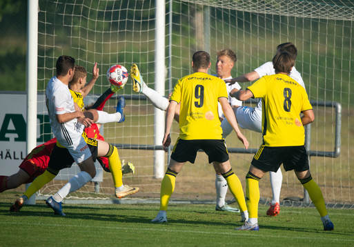 Bläddra bland fler bilder av Fotboll, Svenska Cupen, Laholms IF - IFK Hässleholm, IFK Trelleborg