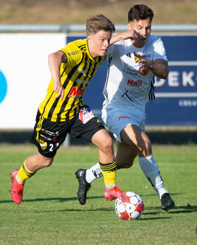 IFK Hässleholms Jussi Tikkanen i matchen i Svenska Cupen