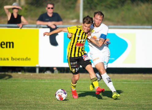 IFK Hässleholms Jussi Tikkanen i matchen i Svenska Cupen
