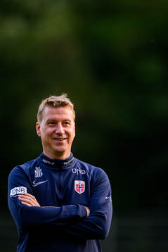 Head coach Leif Gunnar Smerud of the Norwegian Under-21