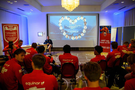 Bläddra bland fler bilder av Football, U21, Norway, Training