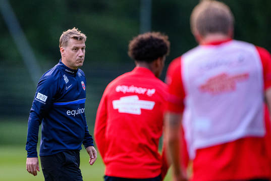 Head coach Leif Gunnar Smerud of the Norwegian Under-21