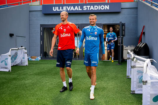 Brede Hangeland, player manager, and Stian Gregersen of the