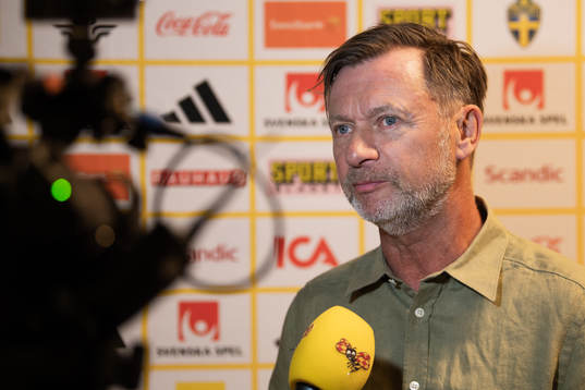 Peter Gerhardsson, head coach of the Swedish women's