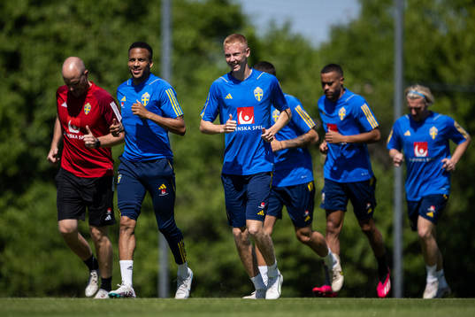 Martin Olsson and Hugo Larsson of the Swedish national