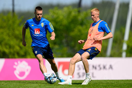 Mattias Svanberg and Hugo Larsson of the Swedish national