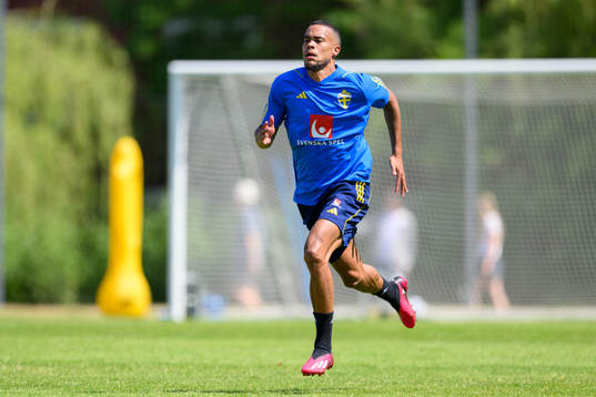 Robin Quaison of the Swedish national football team