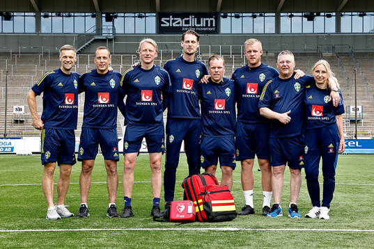 Janaxel Olsson, Fredrik Bergström, Niklas Egnell, captain