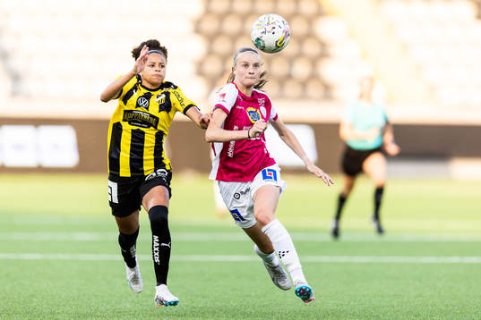 Häckens Felicia Schröder och Uppsalas Julia Ragnarsson
