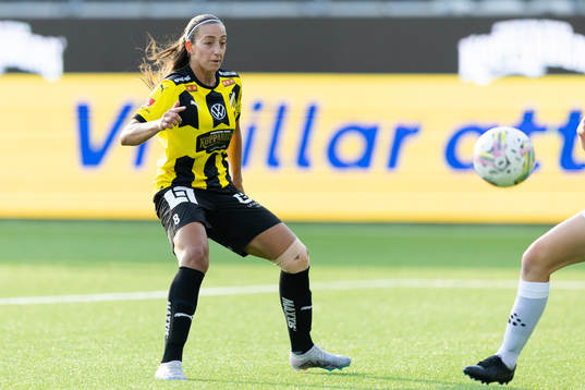 Häckens Rusul Rosa Kafaji gör 1-0