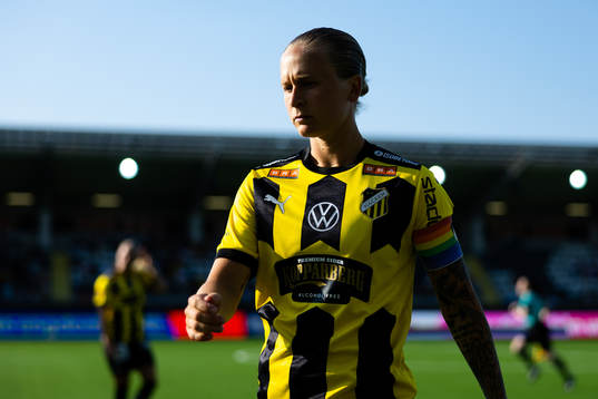 Häckens Filippa Curmark innan  fotbollsmatchen i