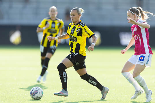 Häckens Marika Bergman Lundin  fotbollsmatchen i