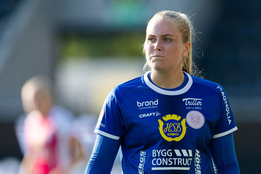 IK Uppsalas målvakt Milla-Maj Majasaari  fotbollsmatchen i