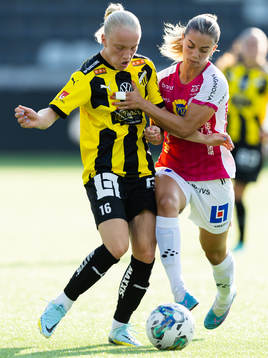 Häckens Anna Sandberg och IK Uppsalas Johanna Renmark