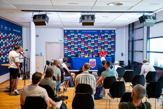 Martin Ødegaard and Morten Morisbak Skjønsberg, press