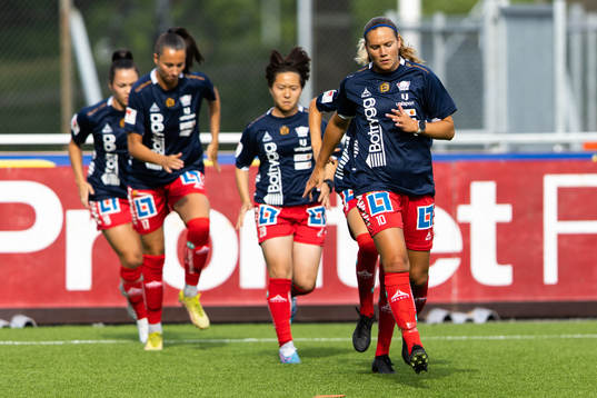 Linköpings spelare värmer upp