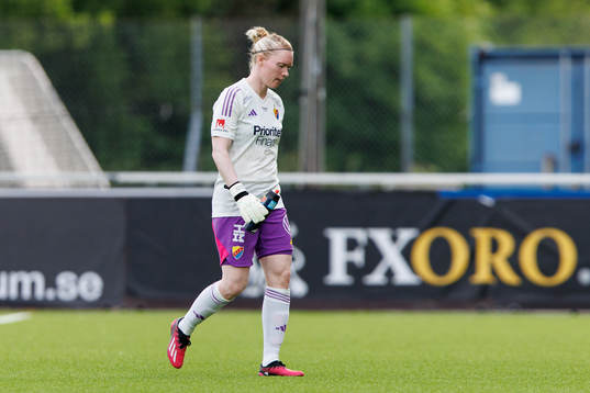 Djurgårdens målvakt Hedvig Lindahl deppar