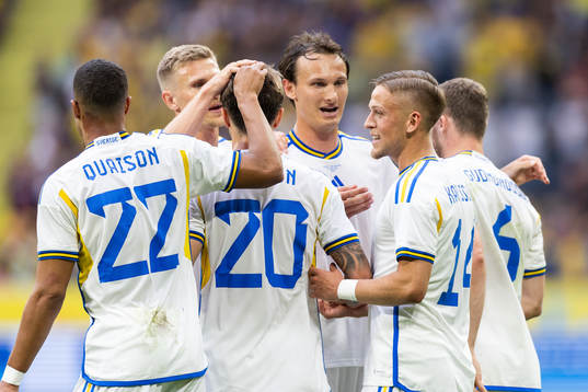 Jesper Karlsson of Sweden celebrate with his team mates