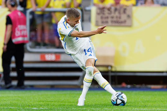 Jesper Karlsson of Sweden