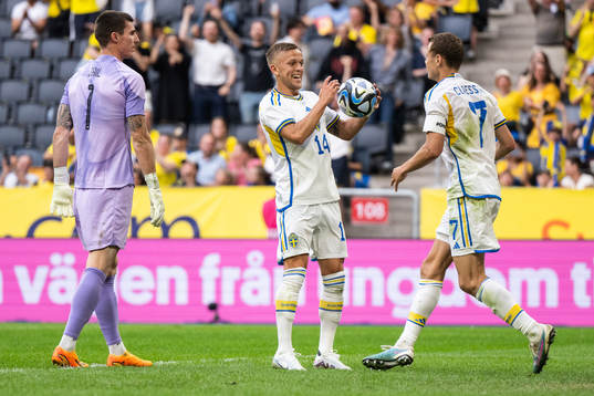 Jesper Karlsson and Viktor Claesson of Sweden celebrate