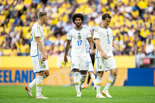 Carl Starfelt, Jens Cajuste and Hjalmar Ekdal of Sweden