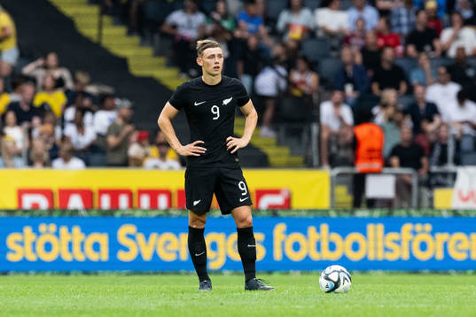Ben Waine of New Zealand looks dejected